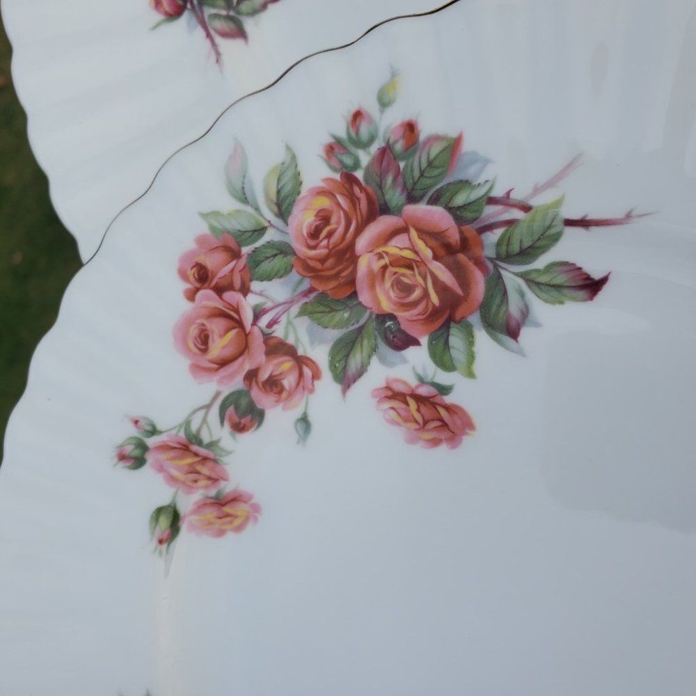 3 Plates Royal Albert Centennial Rose 2 Dinner 1 Salad Plate Bone China England - Picture 9 of 9